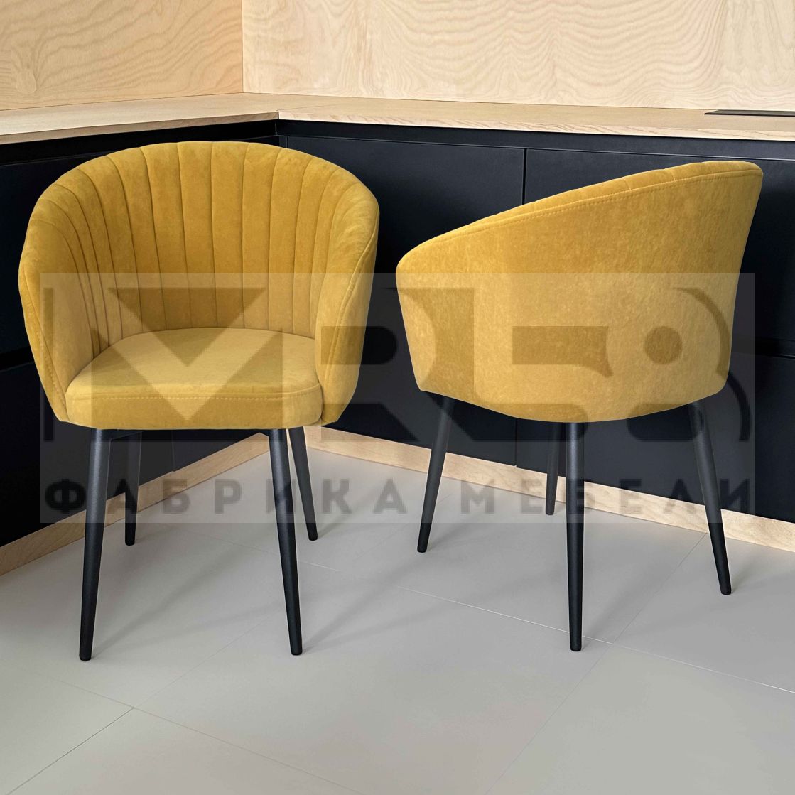 Стулья Версаль мягкие велюр со спинкой Горчичный/Чёрный